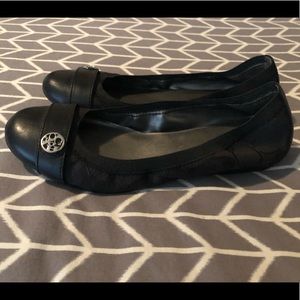 Coach flats